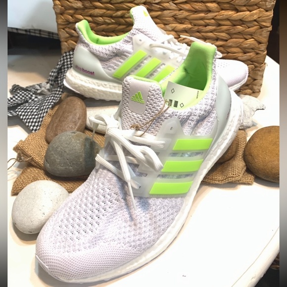 adidas Shoes - New in Box Ladies Adidas Ultra Boost 5.0 DNA Size 9 Running Shoes
